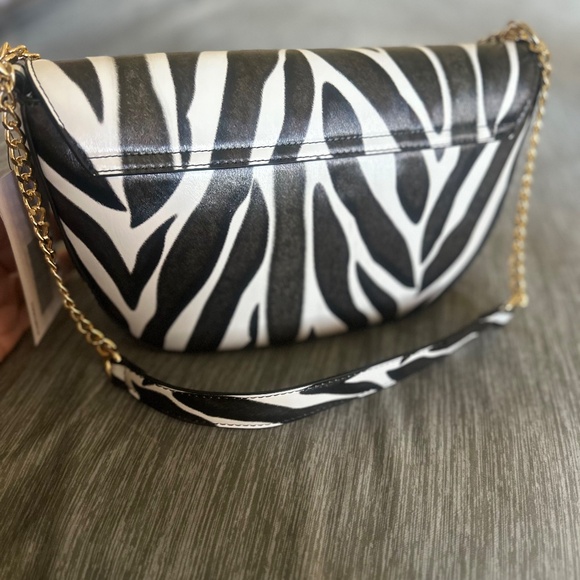 Justfab Zebra Print Shoulder Bag - Picture 3 of 7